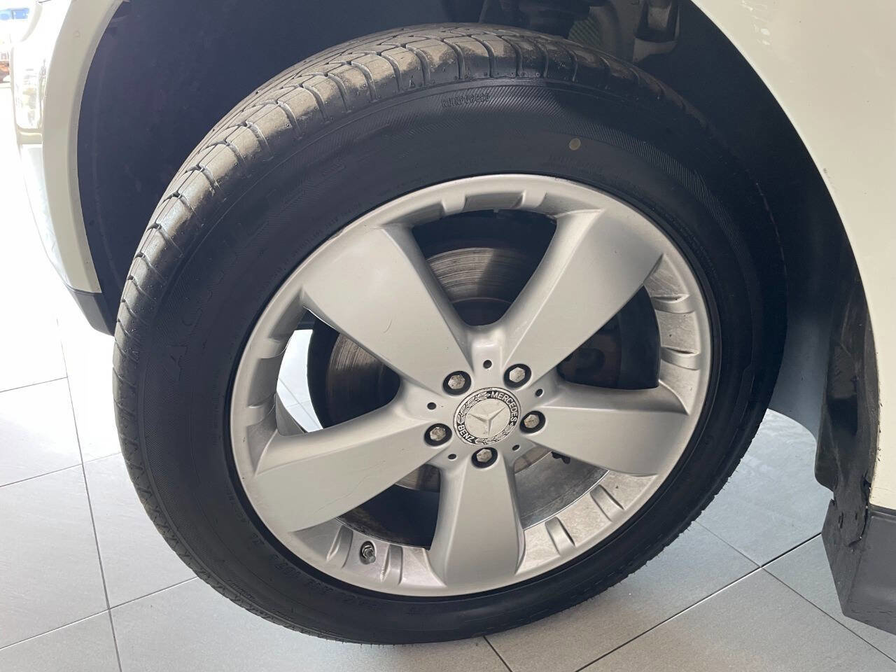 Used 2010 Mercedes-Benz ML 350 BlueTEC 4MATIC image 12