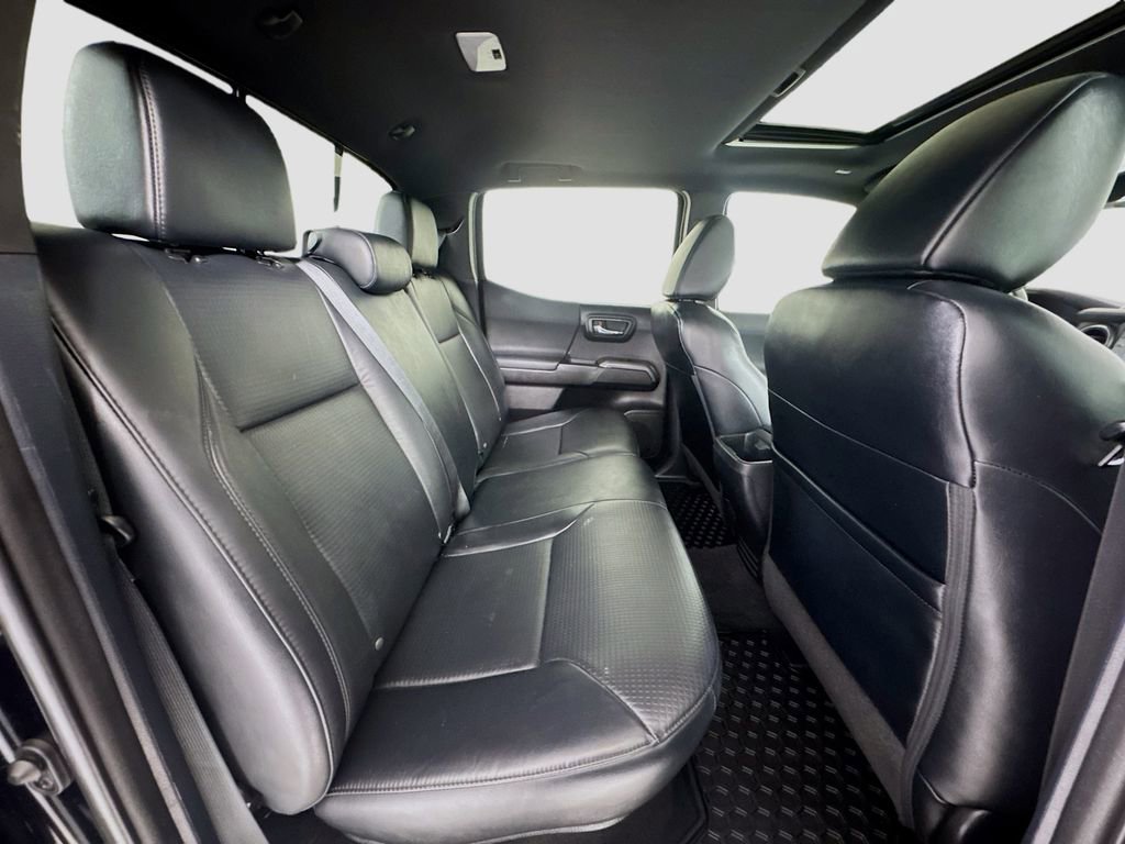 Used 2021 Toyota Tacoma TRD Sport image 26