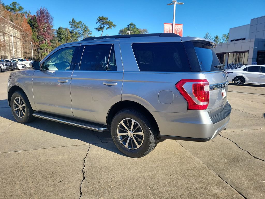 Used 2021 Ford Expedition XLT image 3