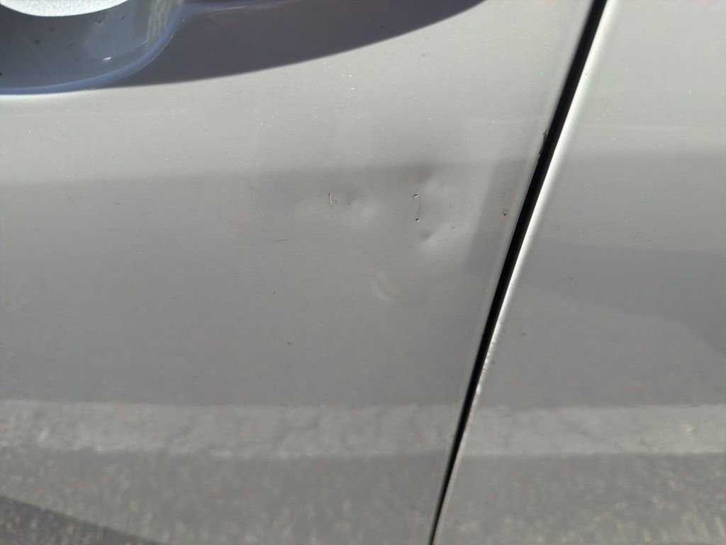 Used 2019 Toyota Prius XLE image 27