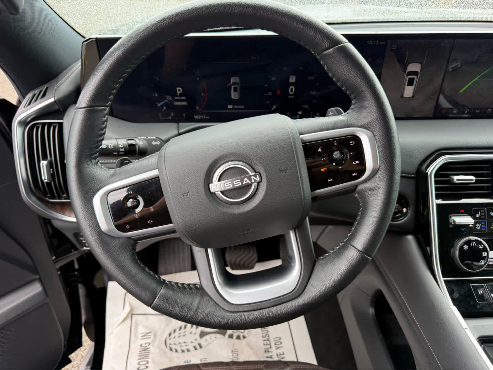 Used 2025 Nissan Armada Platinum RWD image 6