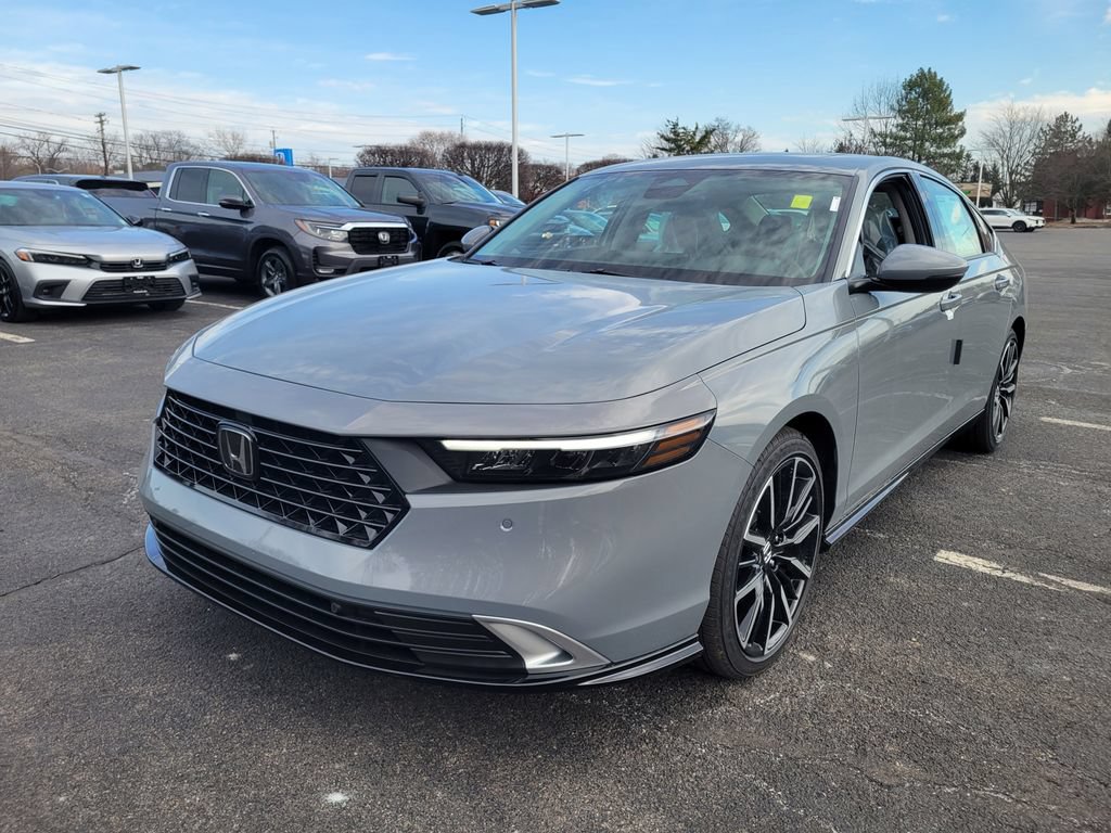 New 2026 Honda Accord Touring image 9