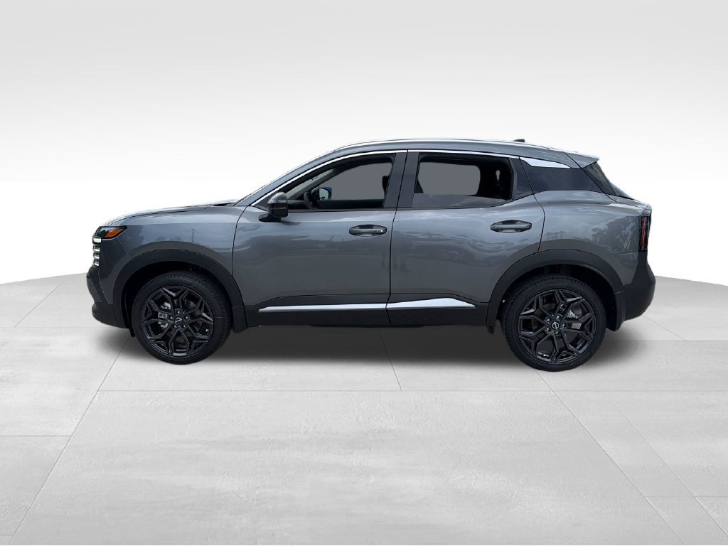 New 2026 Nissan Kicks SR FWD image 4