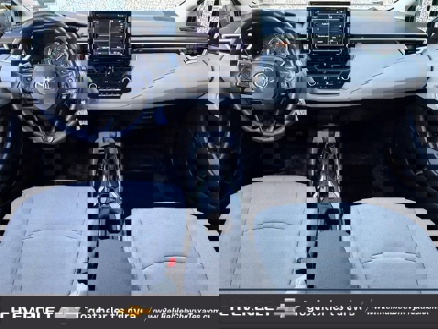 Used 2022 Toyota Corolla LE image 9