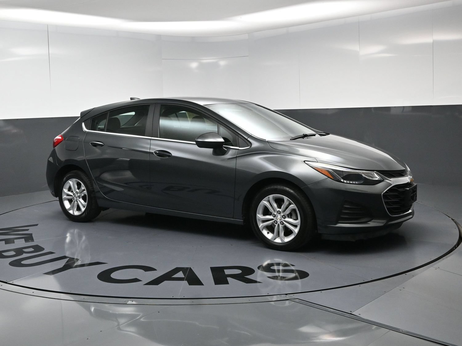 Used 2019 Chevrolet Cruze LT w/ Convenience Package FWD video 2