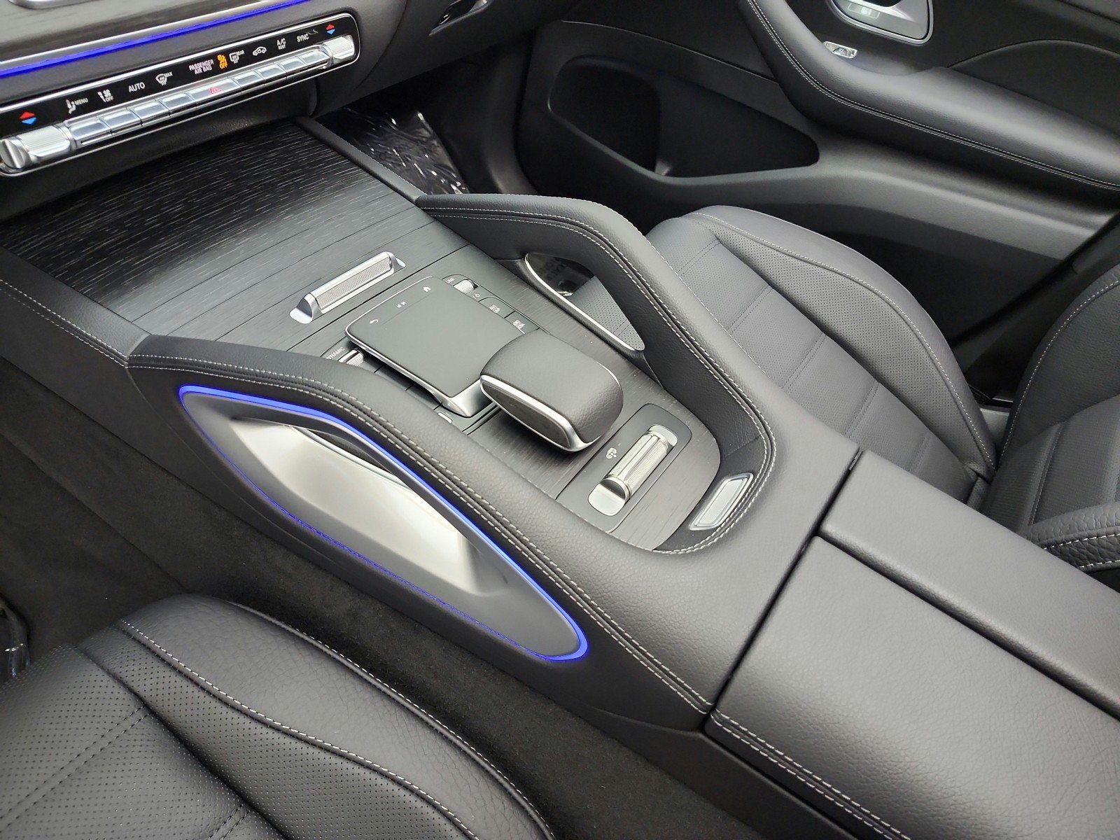 New 2026 Mercedes-Benz GLE 580 4MATIC image 10