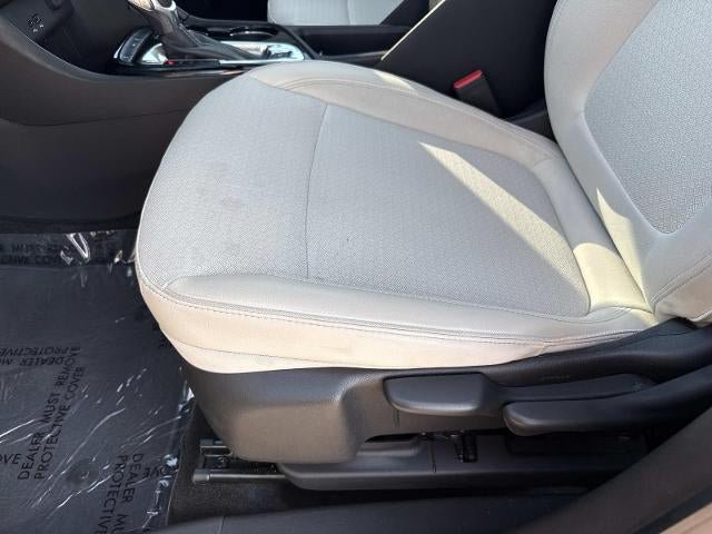 Used 2024 Buick Encore GX Preferred FWD image 13