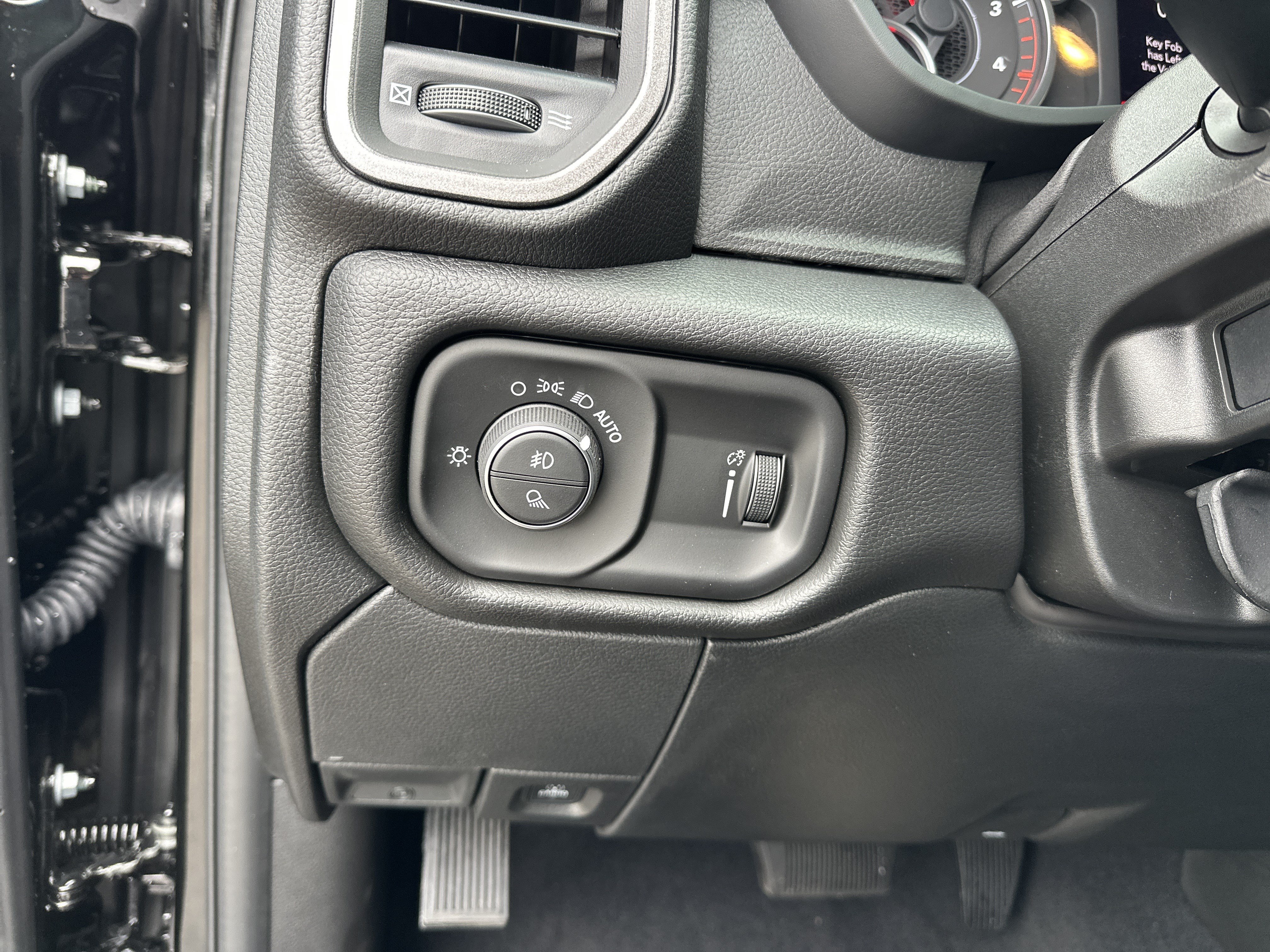 New 2026 RAM 2500 Tradesman AWD/4WD image 30