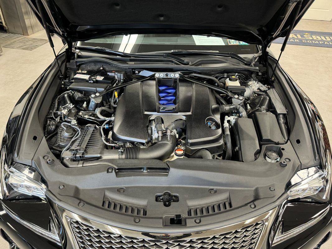 Used 2015 Lexus RC F w/ Premium Package RWD image 3