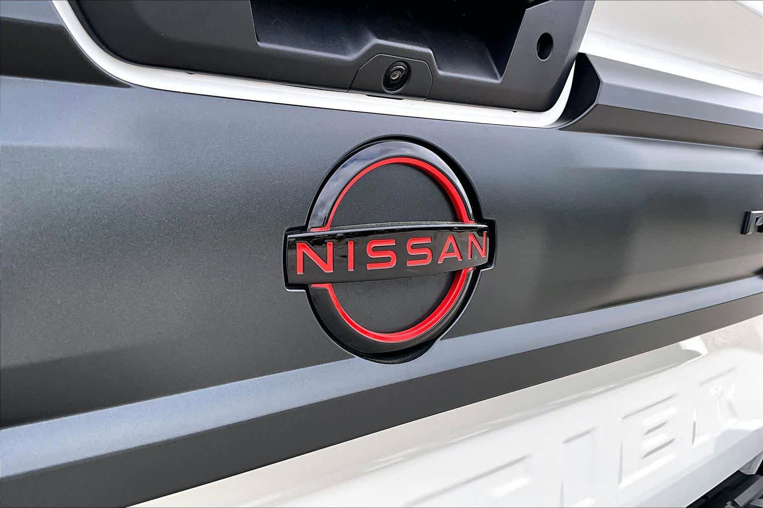 Certified 2025 Nissan Frontier Pro-X w/ Tow Package RWD image 31