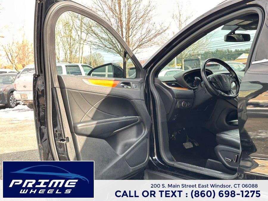 Used 2017 Lincoln MKC Select w/ Select Plus Package image 9