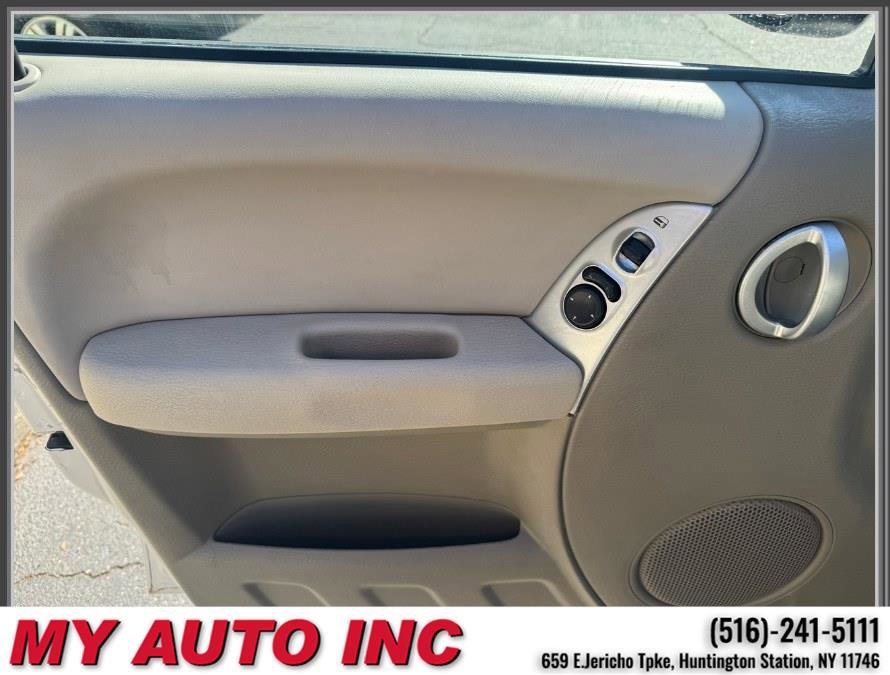 Used 2007 Jeep Liberty Limited AWD/4WD image 24