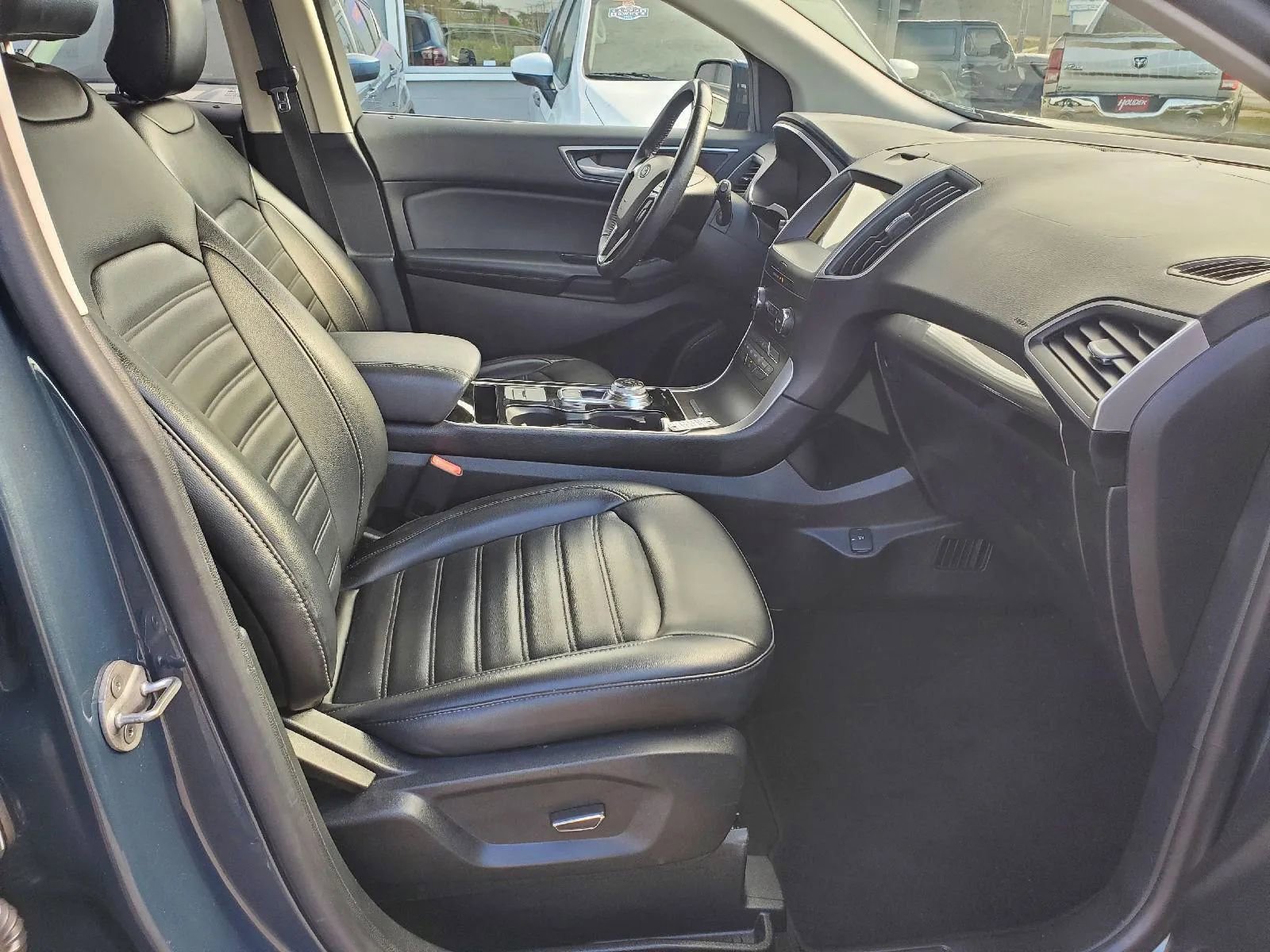 Used 2019 Ford Edge SEL w/ Equipment Group 201A image 14