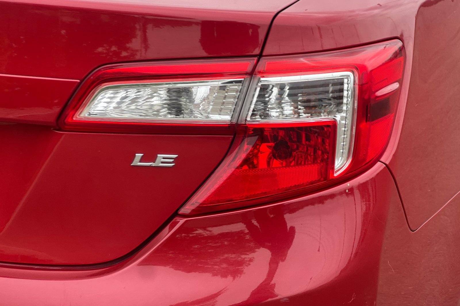 Used 2013 Toyota Camry LE FWD image 22