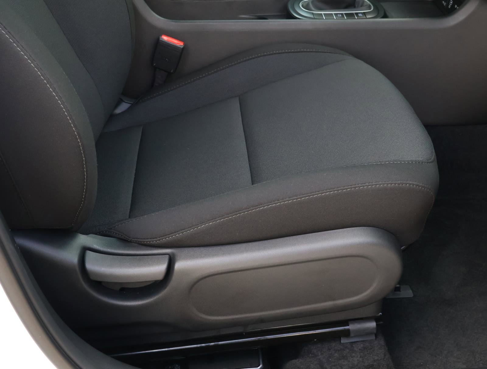 Certified 2026 Hyundai Kona SE FWD image 17