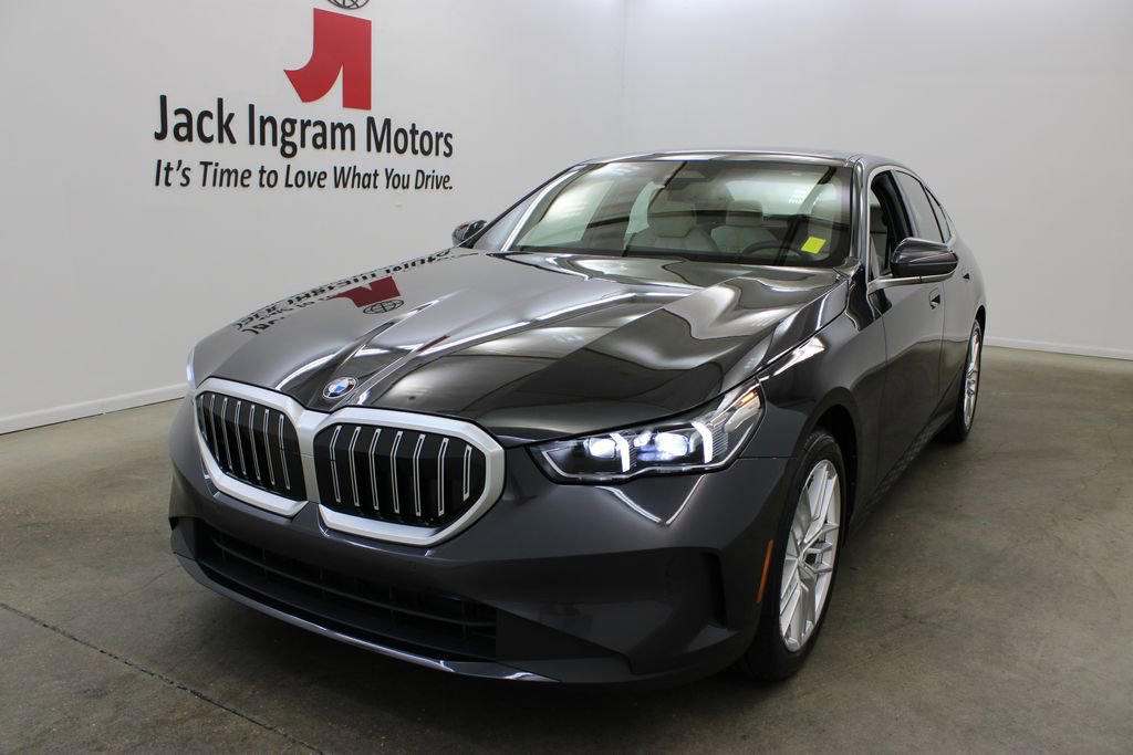 Used 2024 BMW 530i w/ Convenience Package