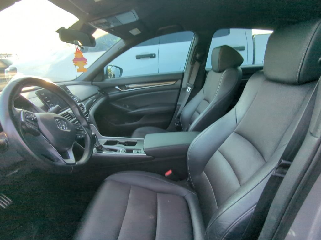 Used 2019 Honda Accord Sport image 6