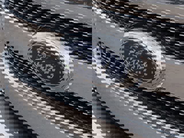 Used 2016 Ford F150 Lariat w/ Equipment Group 502A Luxury image 12