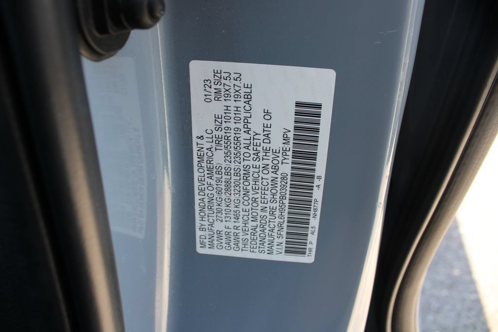 Used 2023 Honda Odyssey Elite image 37