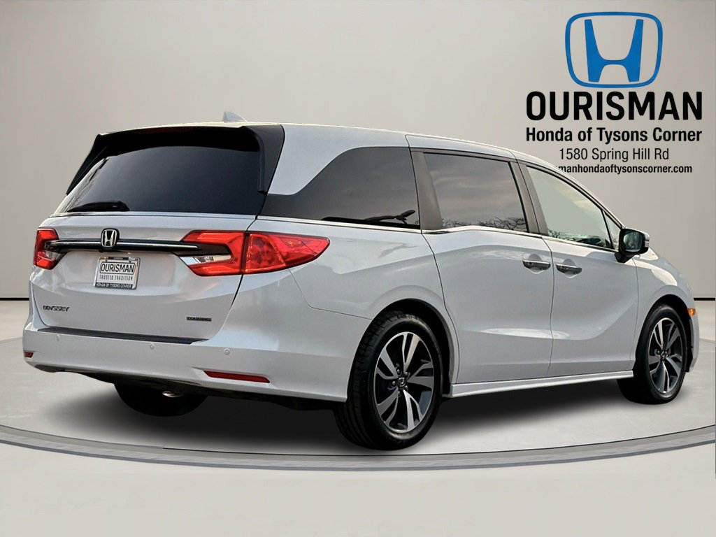 Used 2023 Honda Odyssey Touring image 3