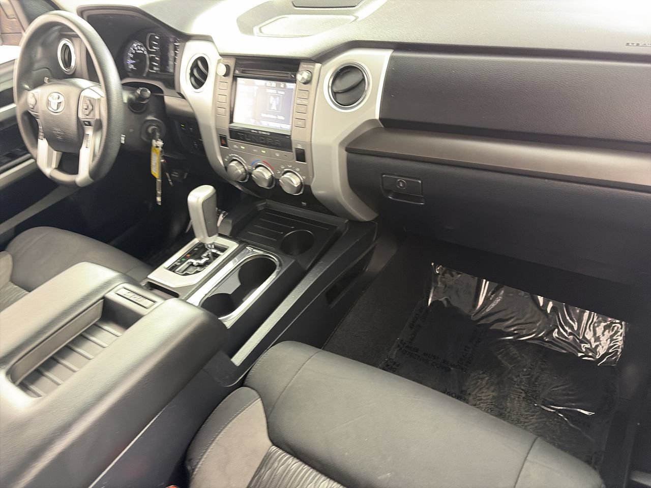 Used 2019 Toyota Tundra SR5 w/ SR5 Convenience Package RWD image 25