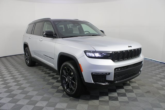 New 2025 Jeep Grand Cherokee L Limited w/ Trailer Tow Package image 29