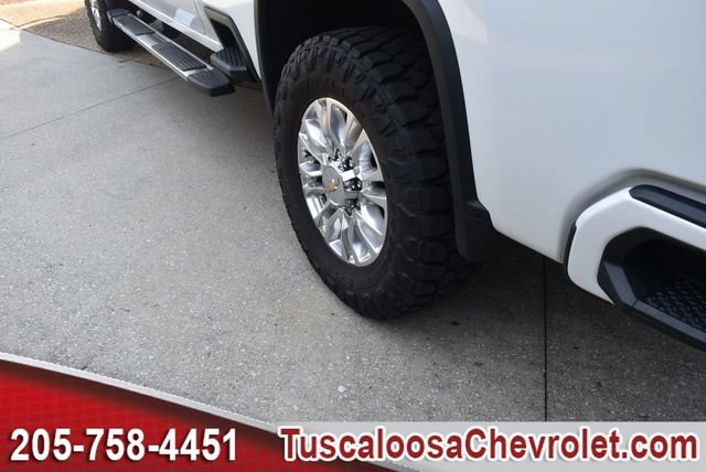 Used 2021 Chevrolet Silverado 2500 High Country w/ Z71 Off-Road Package AWD/4WD image 16