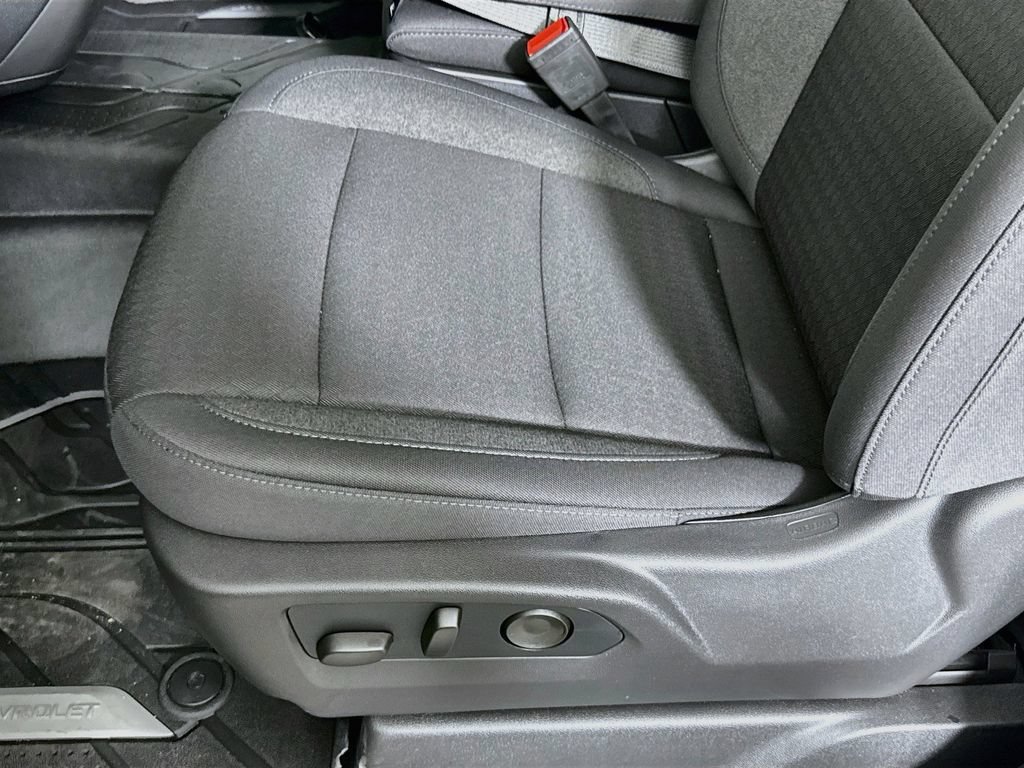 New 2026 Chevrolet Silverado 1500 Custom w/ Turbomax Blackout Package AWD/4WD image 18