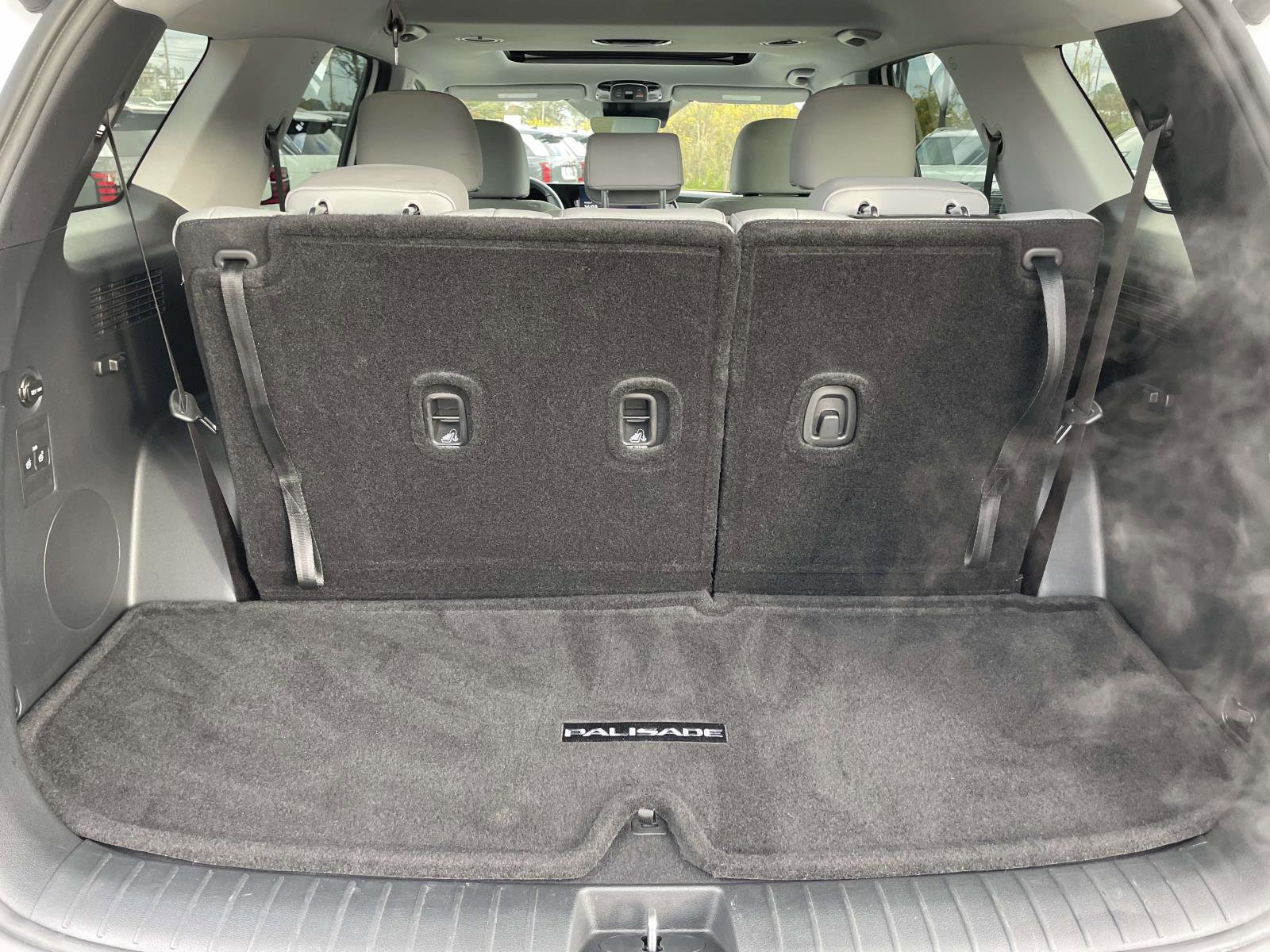 Used 2025 Hyundai Palisade SEL image 8