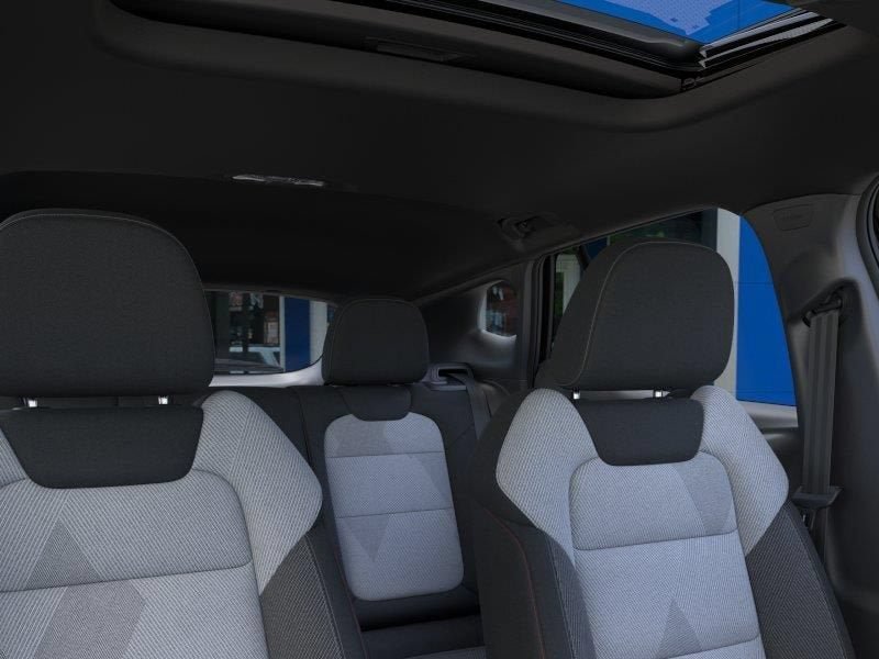 New 2026 Chevrolet Trax RS w/ Sunroof Package FWD image 24