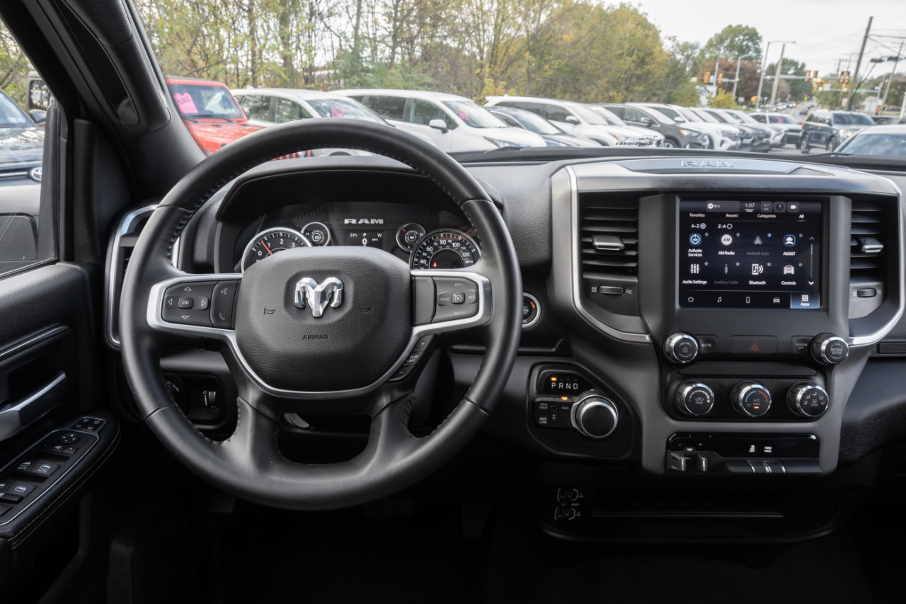 Used 2024 RAM 2500 Big Horn w/ Bed Utility Group image 26