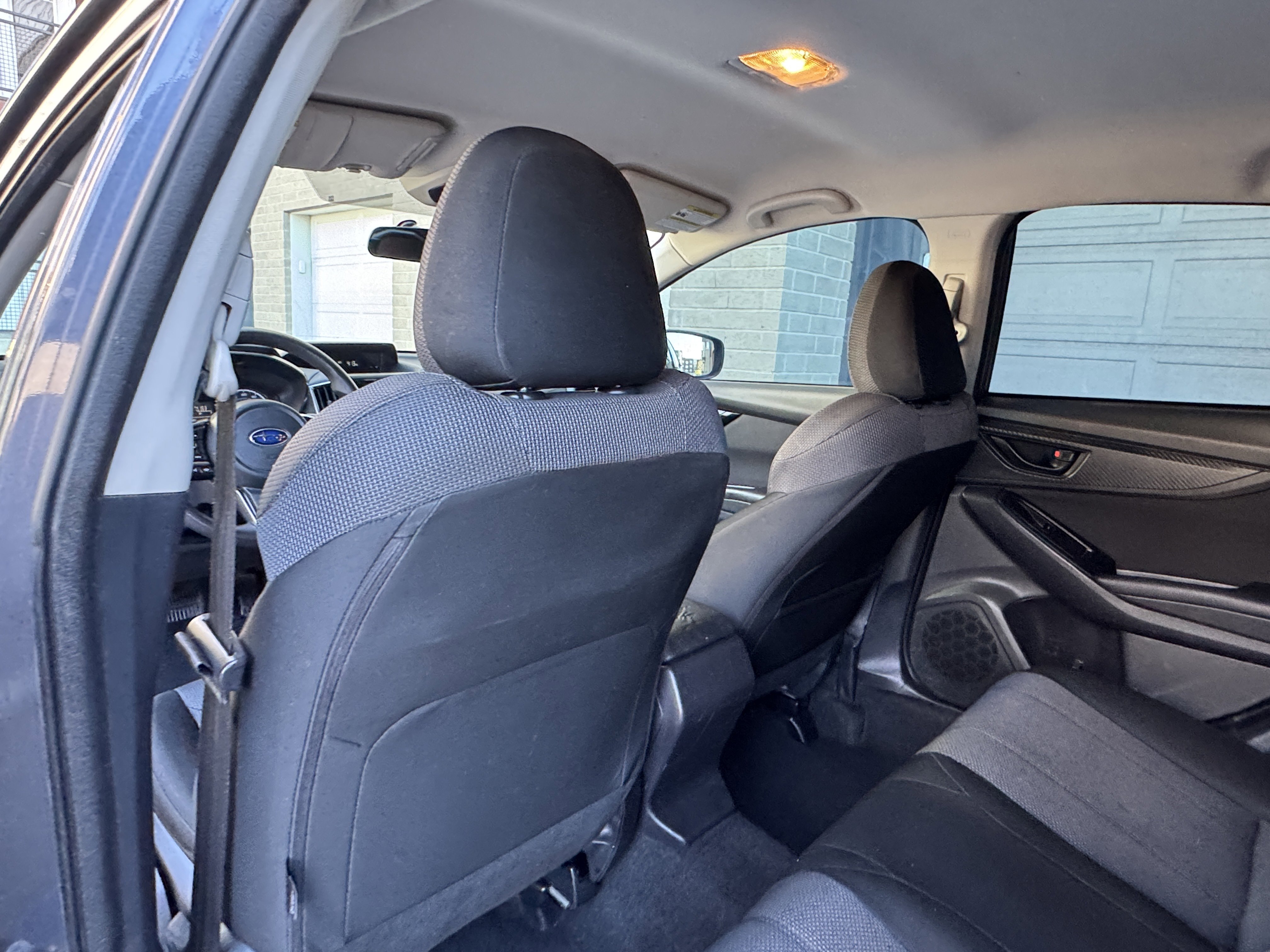 Used 2017 Subaru Impreza 2.0i Premium image 23