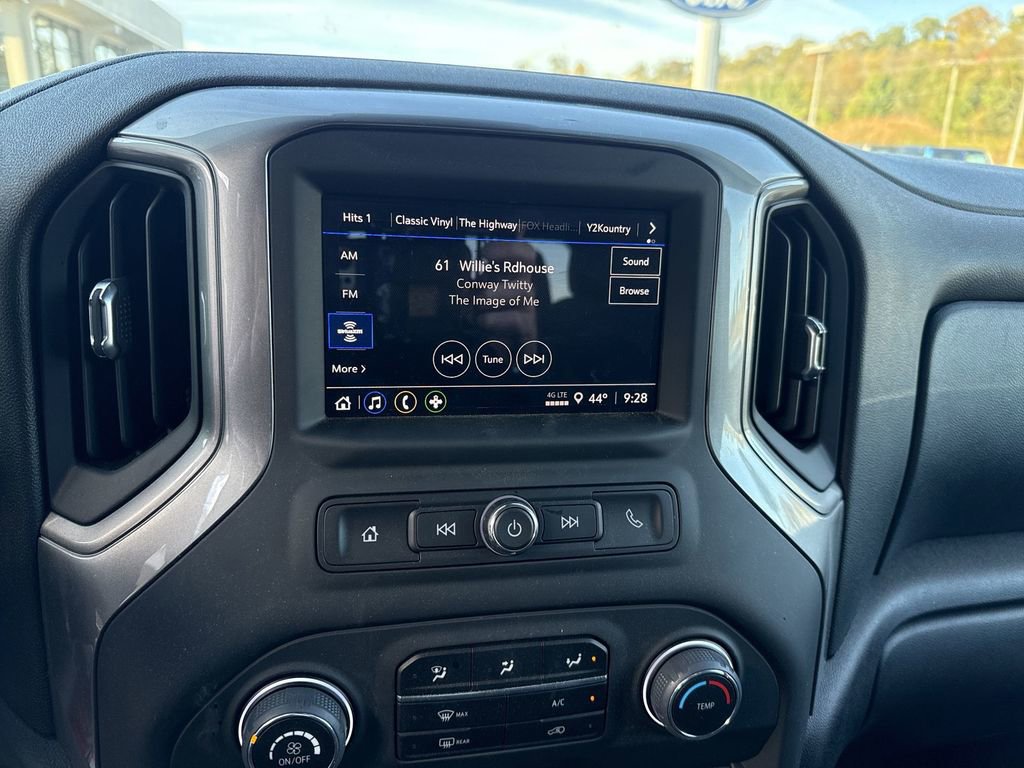 Used 2025 Chevrolet Silverado 2500 Custom w/ Custom Value Package image 12