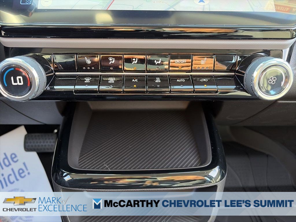 New 2027 Chevrolet Bolt LT w/ Comfort Package FWD image 19
