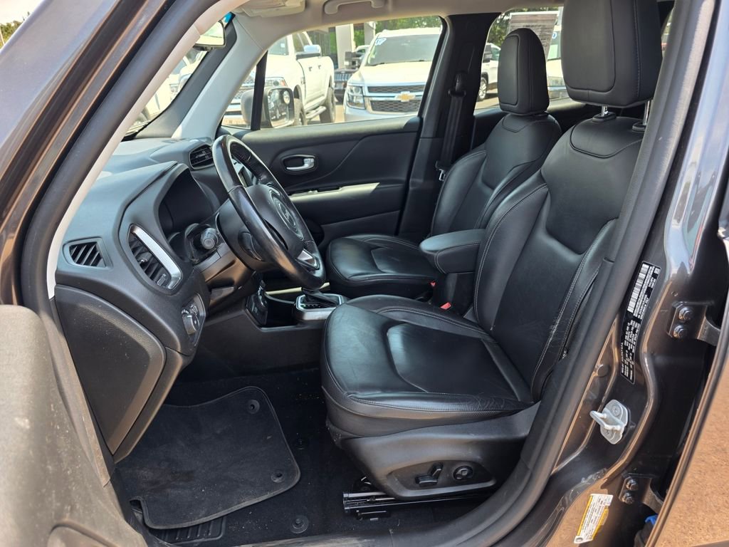 Used 2020 Jeep Renegade Limited w/ UConnect 8.4 Nav Group image 7