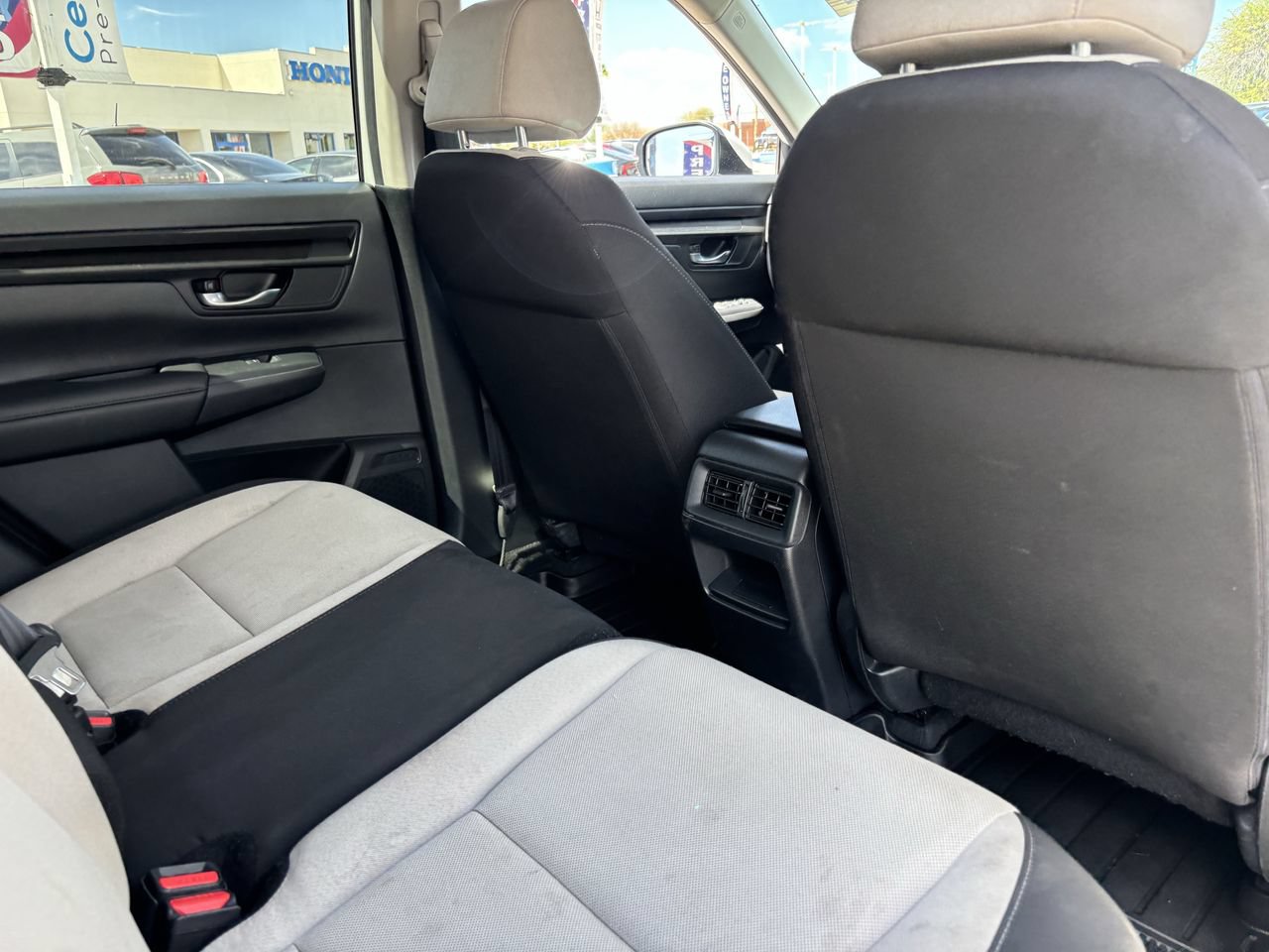 Used 2025 Honda CR-V LX image 11