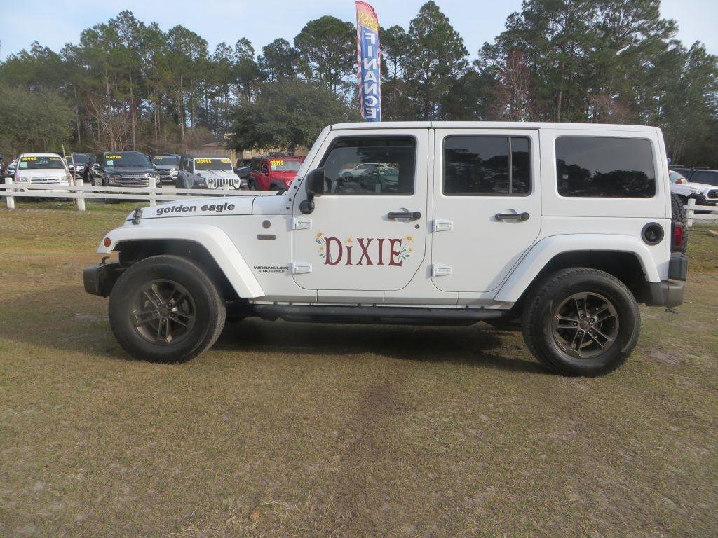 Used 2016 Jeep Wrangler Unlimited Sahara image 1