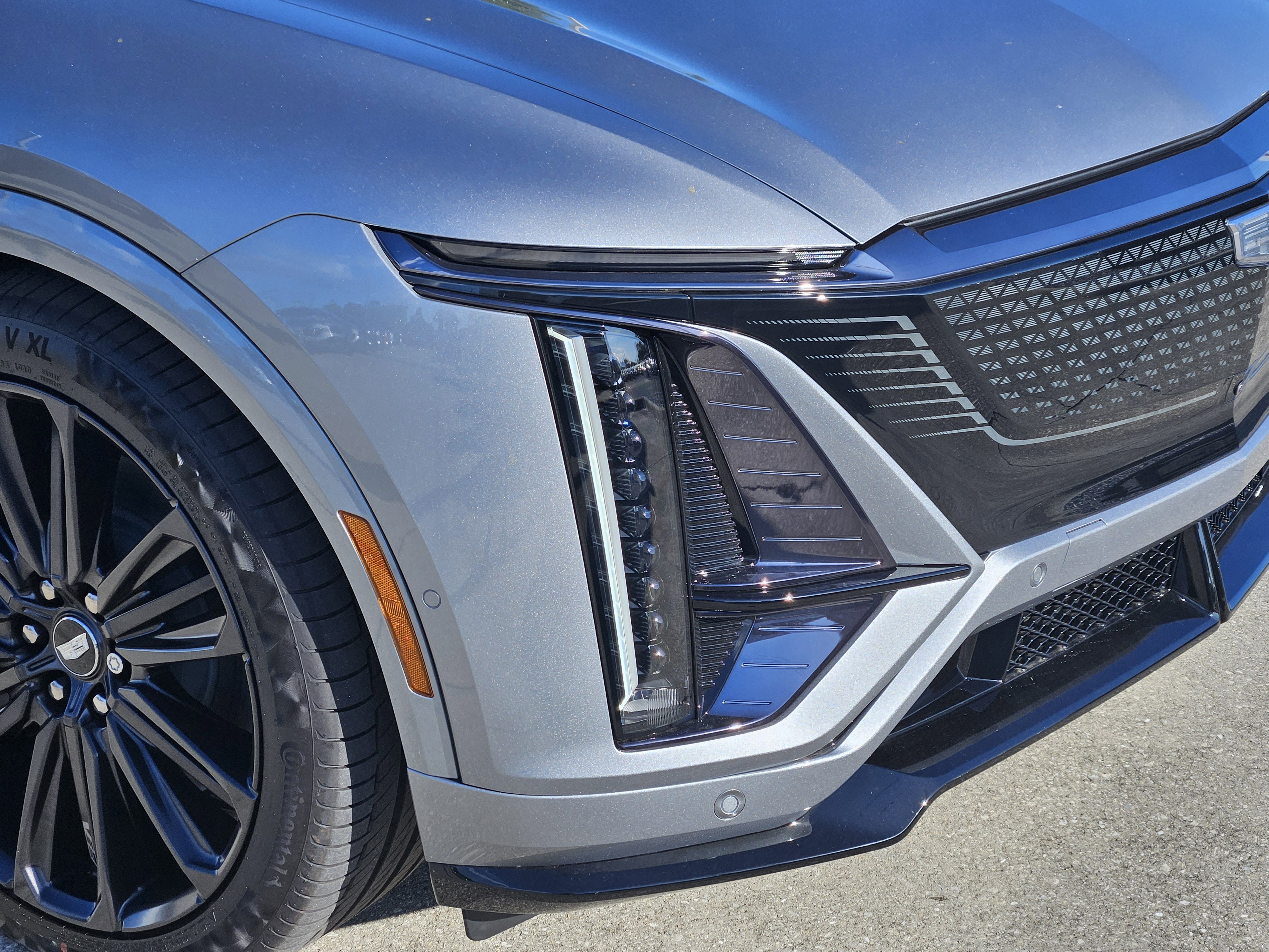 New 2026 Cadillac Lyriq V image 9