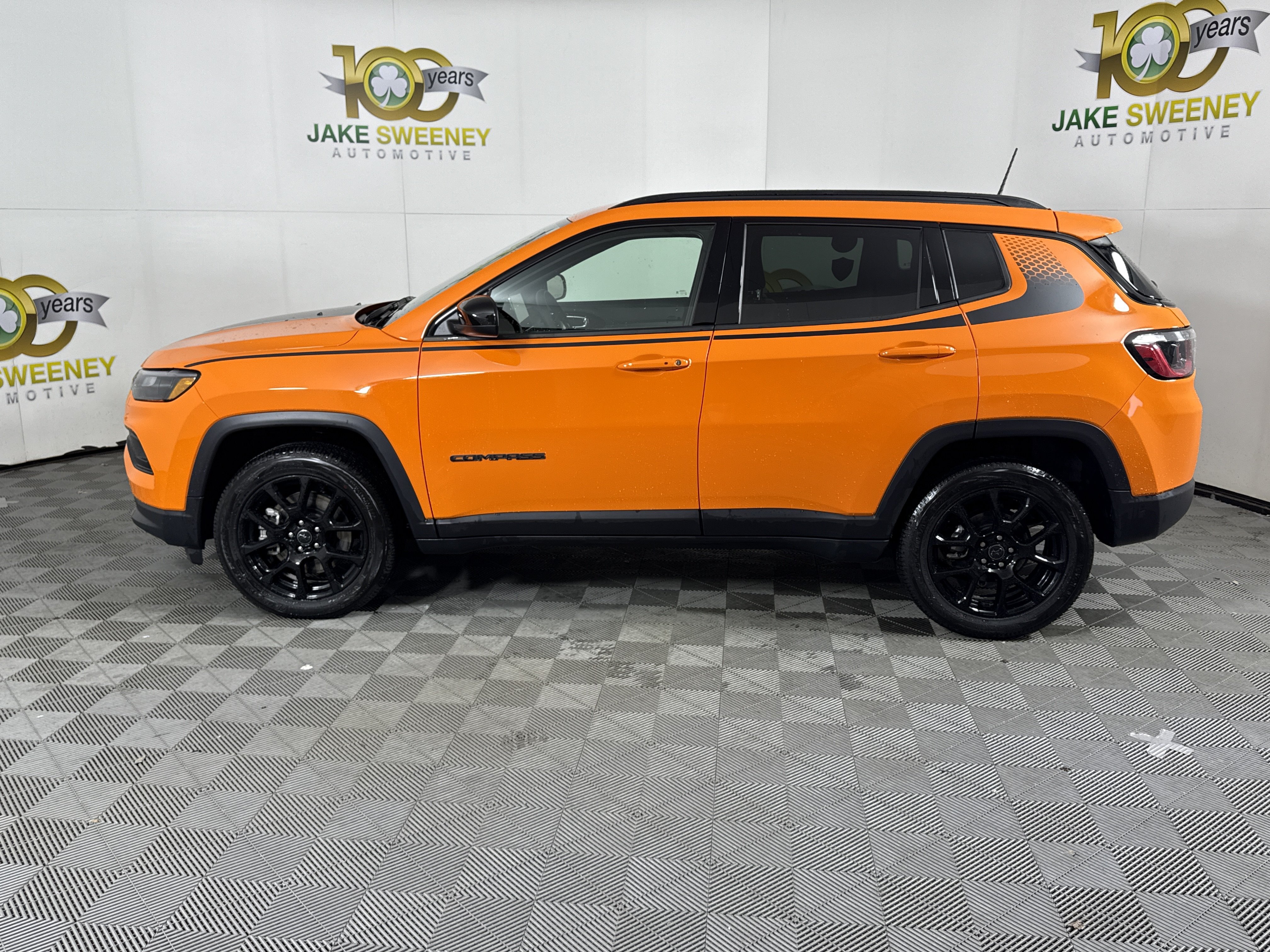 New 2026 Jeep Compass Latitude AWD/4WD image 5