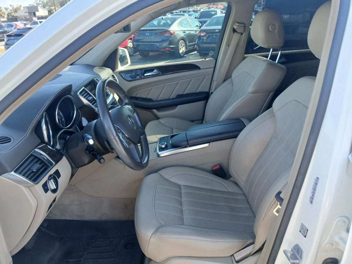 Used 2016 Mercedes-Benz GL 320 BlueTEC 4MATIC image 12