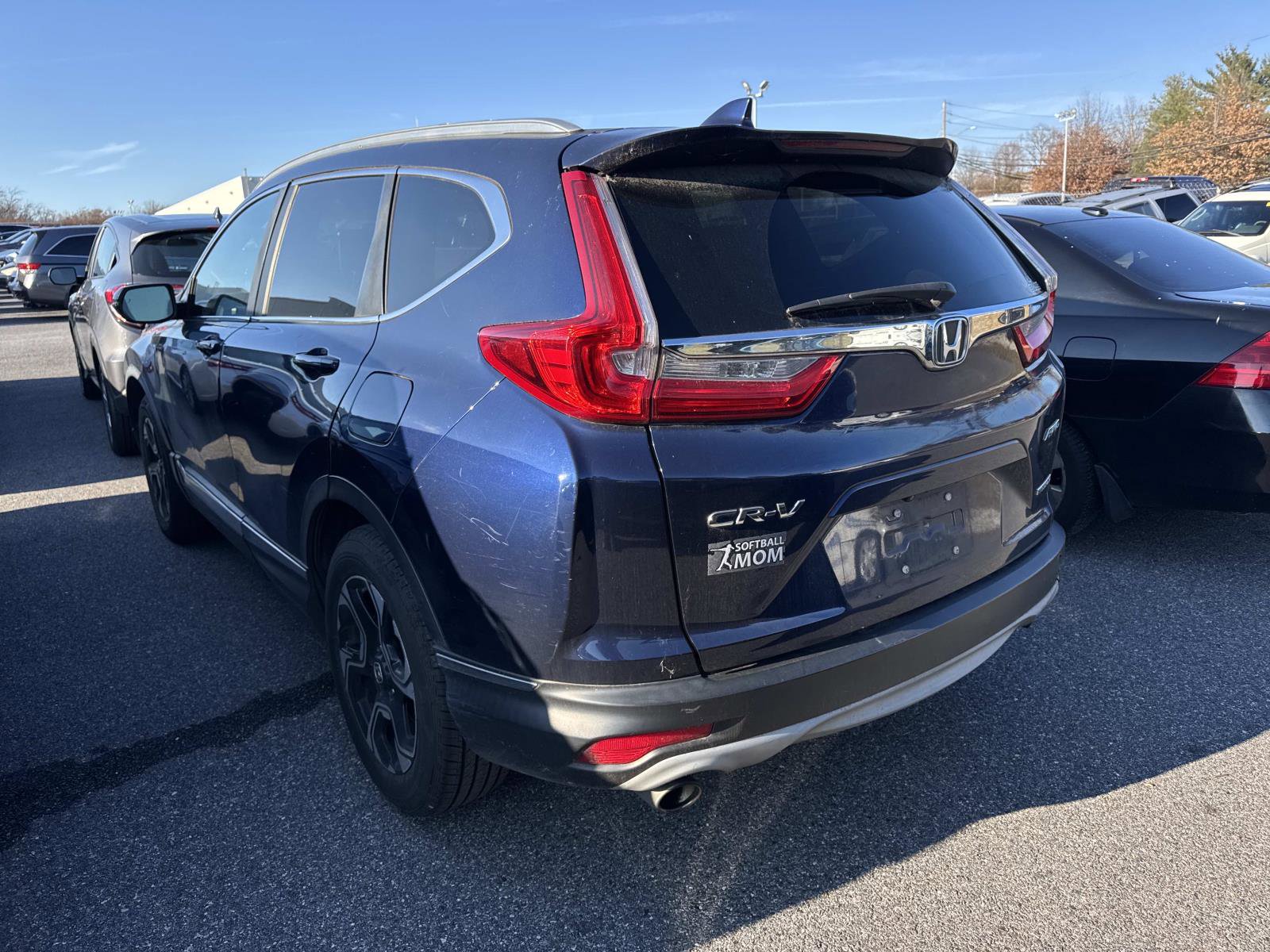 Used 2017 Honda CR-V Touring image 2