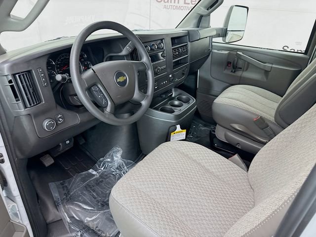 New 2025 Chevrolet Express 3500 w/ Power Convenience Package image 23