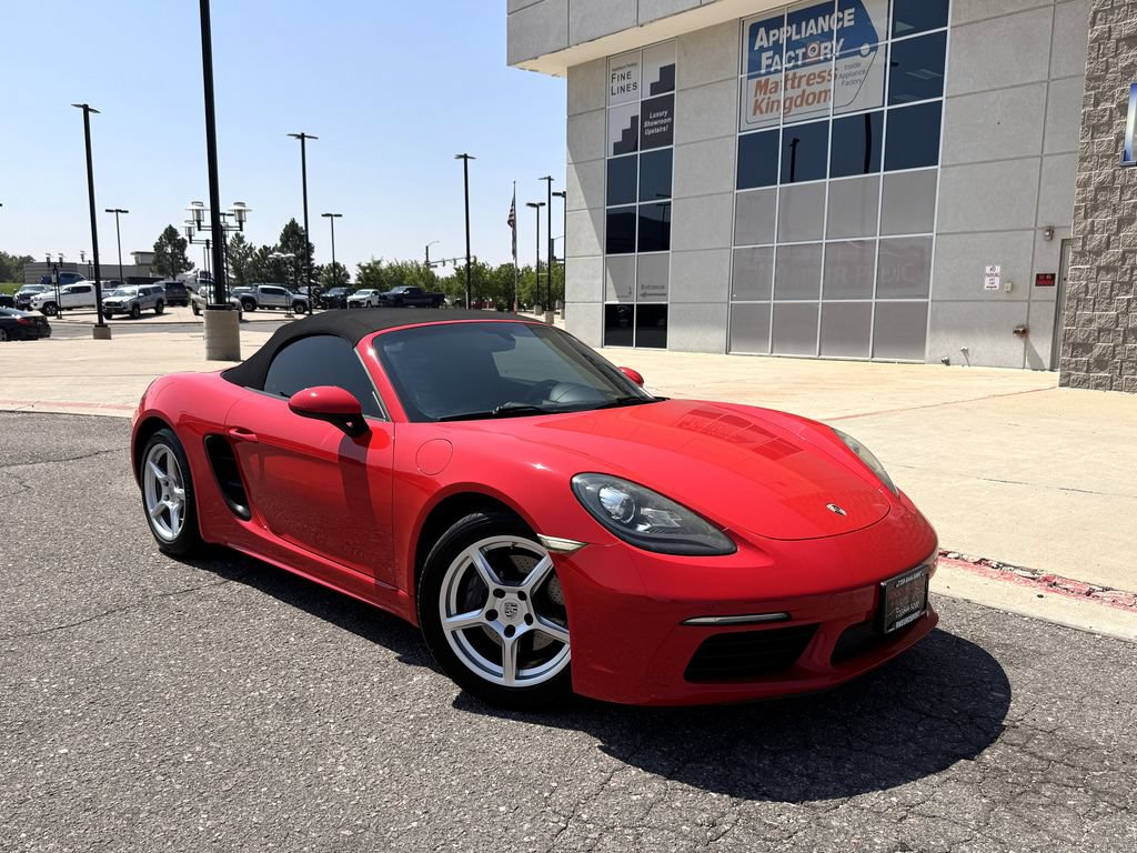 Used 2018 Porsche 718 Boxster RWD image 2