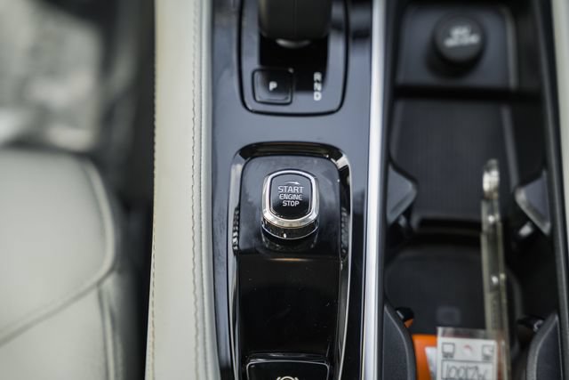 Certified 2024 Volvo XC90 B6 Plus w/ Protection Package Premier AWD/4WD image 26