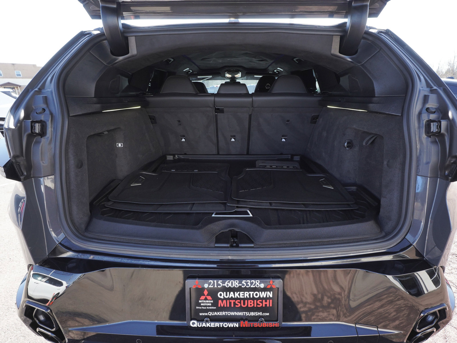 Used 2025 BMW XM image 56