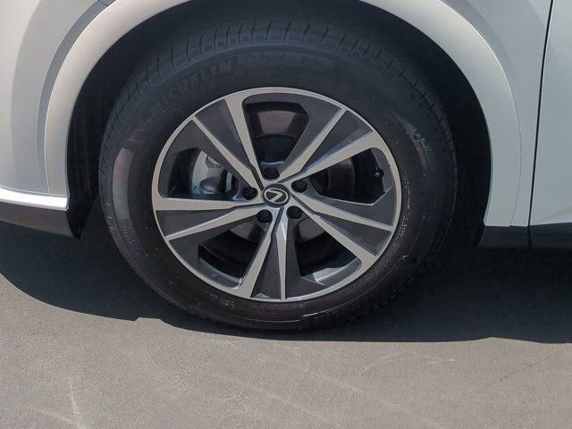 Used 2025 Lexus RX 350 FWD w/ Accessory Package image 9