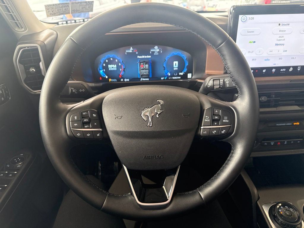 Certified 2025 Ford Bronco Sport Outer Banks w/ Outer Banks Tech Package+ AWD/4WD image 14