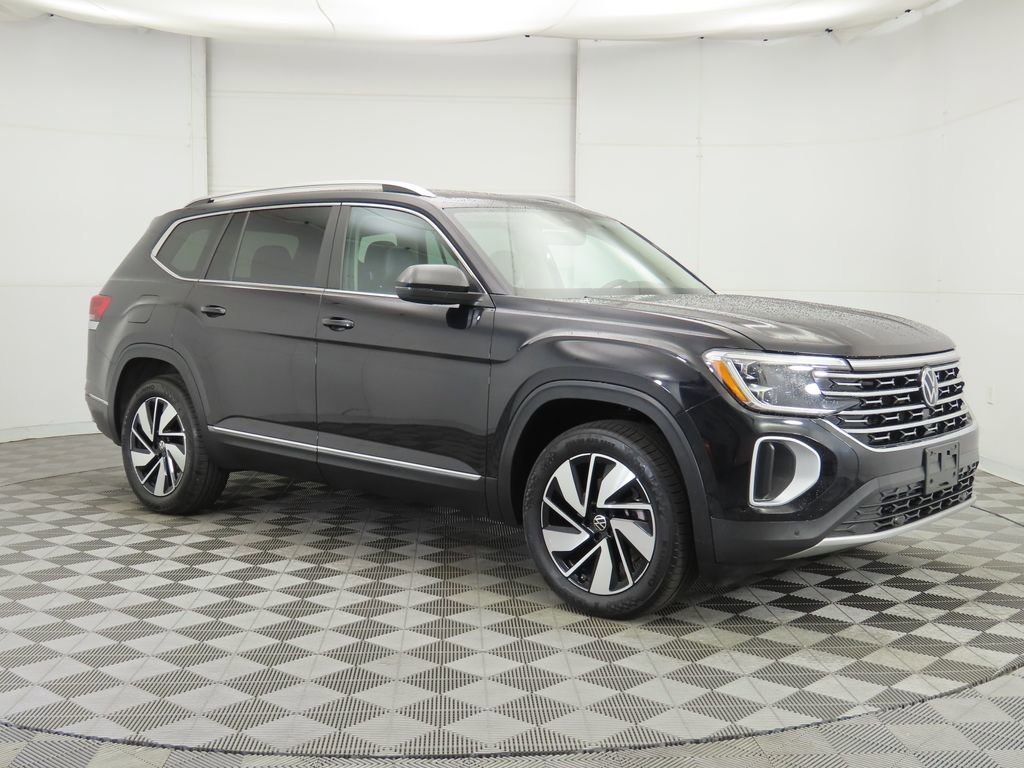 Certified 2024 Volkswagen Atlas SEL image 3