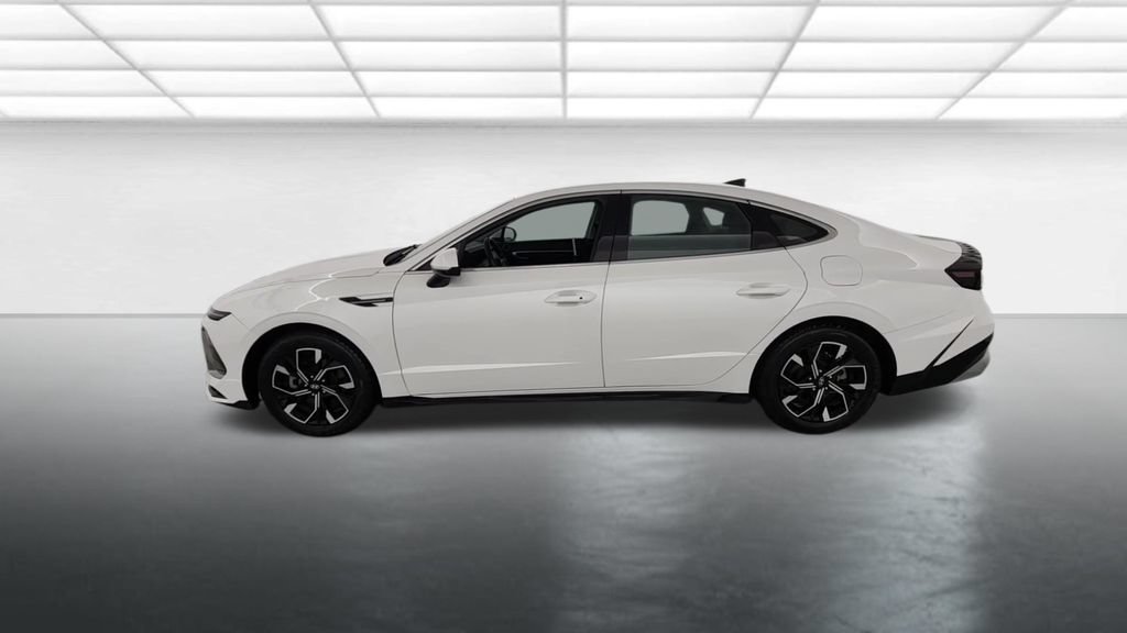 Used 2024 Hyundai Sonata SEL FWD image 4