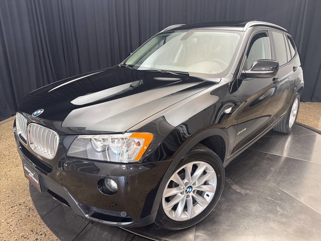 Used 2013 BMW X3 xDrive28i AWD/4WD image 2